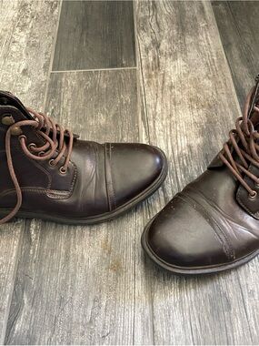 Perry Ellis Dark Brown Lace-Up Cap-Toe Boots